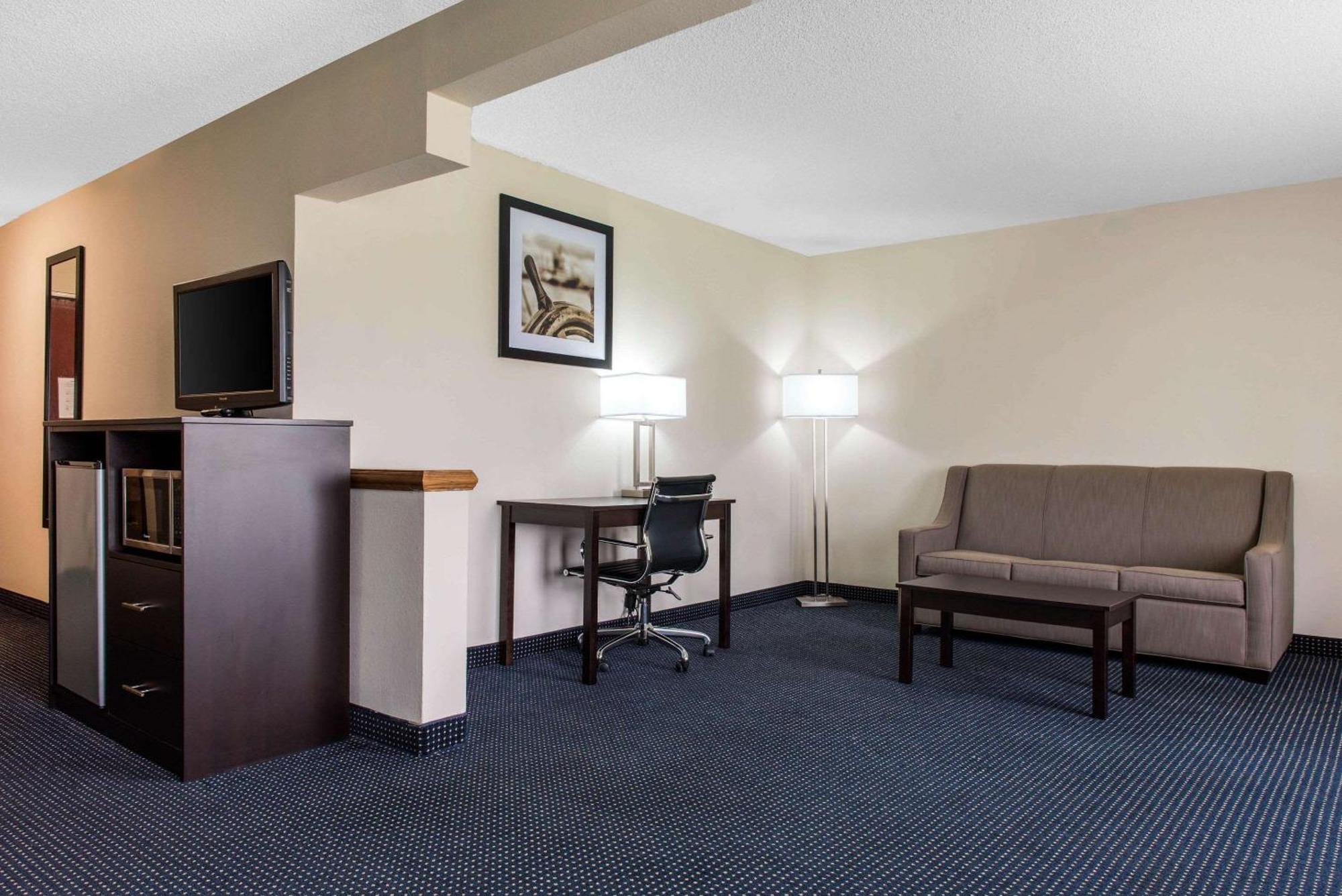 Quality Inn & Suites Anderson I-69 Exterior foto