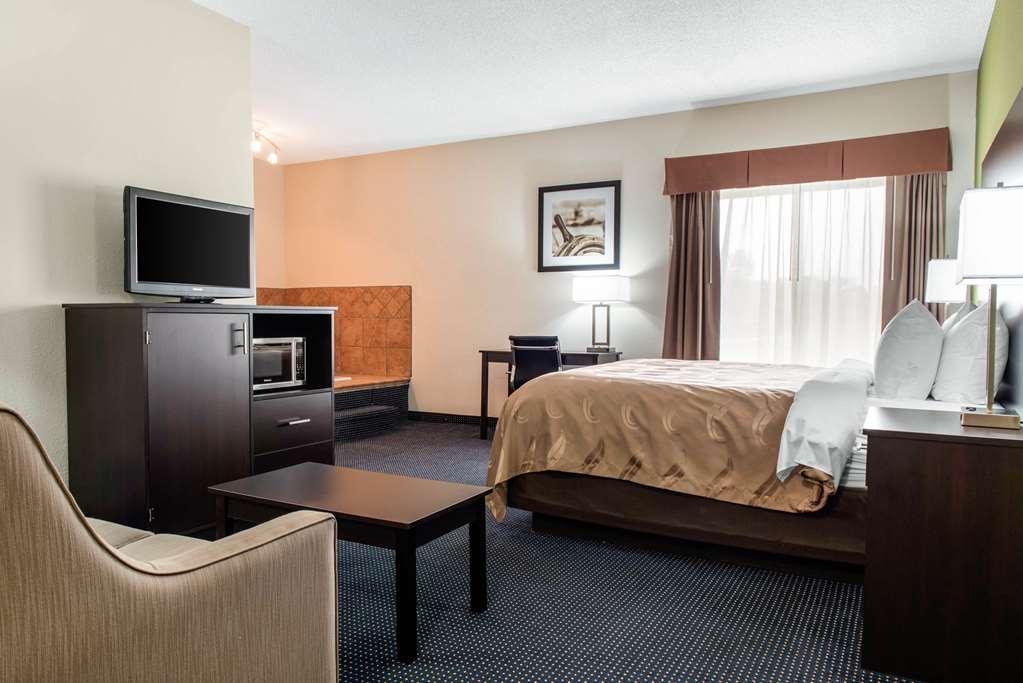 Quality Inn & Suites Anderson I-69 Habitación foto